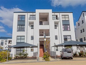 2 Bed Apartment in De Velde