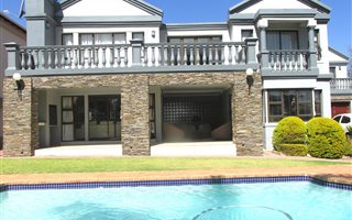 4 Bedroom House in Woodmead