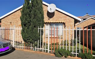 2 Bedroom Townhouse in Greenhills