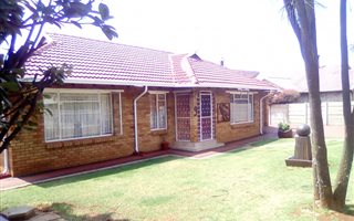 3 Bedroom House in Bakerton
