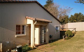3 Bedroom Townhouse in Carenvale