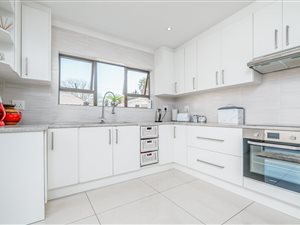 3 Bed House in Florida Lake