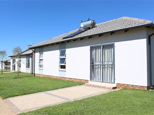 2 Bed House in Benoni North
