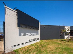 70 m² Commercial space in Cornubia