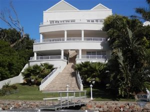 4 Bed House in Royal Alfred Marina