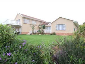 4 Bed House in Winterstrand