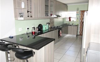 3 Bedroom House in Protea Heights