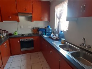 4 Bed House in Lourierpark