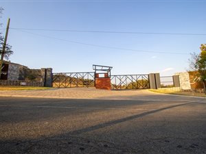 1300 m² Land available in Jordaan park