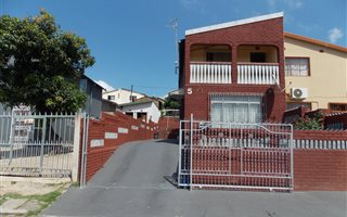4 Bedroom House in Montford