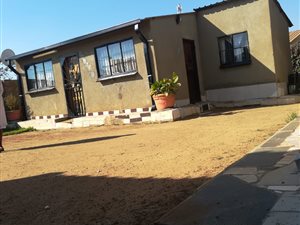 1 Bed House in Orange Farm