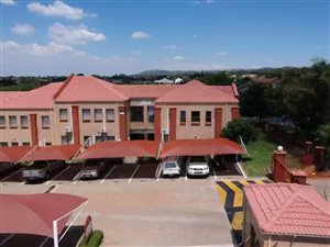86 m² Commercial space in Allens Nek