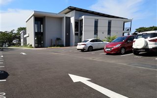 139 m² Commercial space in Kloof