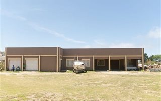 340 m² Office Space in Kleinmond
