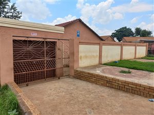 3 Bed House in Eldorado Park