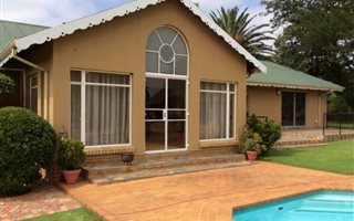5 Bedroom House in Benoni CBD