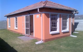 3 Bedroom House in Albertsdal