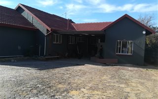 2 Bedroom House in Birch Acres