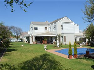 4 Bed House in Summerset