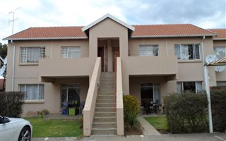 2 Bedroom Townhouse in Brackendowns