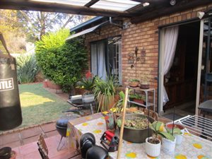 3 Bed Townhouse in Clubview