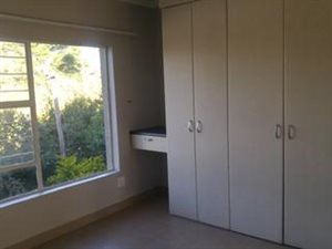 2 Bed Apartment in Sinoville
