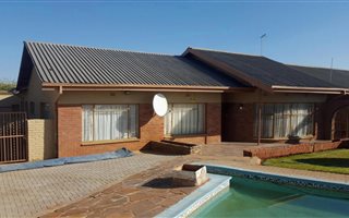 3 Bedroom House in Kimberley