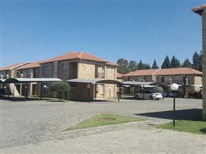 2 Bed Flat in Mantevrede