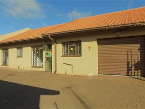 3 Bed Apartment in Trichardt