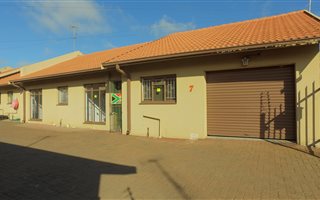 3 Bedroom Apartment in Trichardt