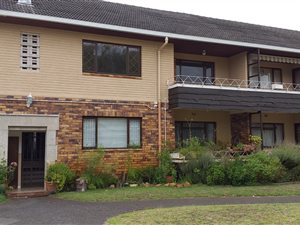 2 Bedroom Flat in Bergvliet