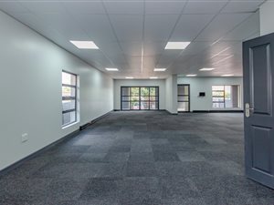 345 m² Commercial space in Greenside