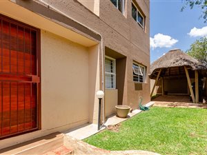 2 Bed Townhouse in Radiokop