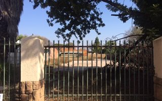 300 m² Land available in Gezina