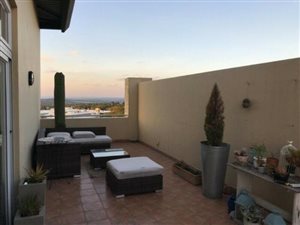 2 Bed Penthouse in Rivonia