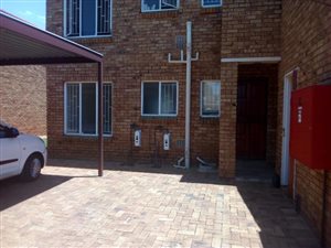 2 Bed Apartment in Clarina