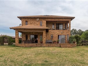 9300 m² Farm in Blignautsrus AH