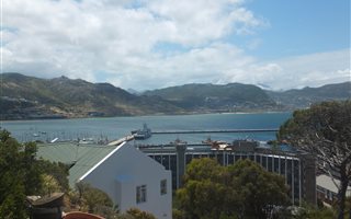 2 Bedroom Apartment in Simons Town