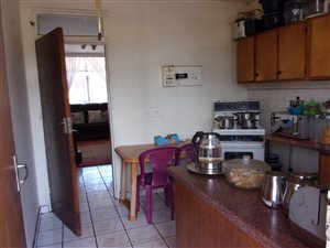 2 Bedroom Flat in Vanderbijlpark CW5