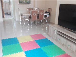 2 Bed Apartment in North Beach