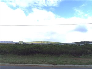 8987 m² Land available in Mossel Bay Central