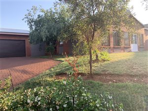 3 Bed House in Raslouw Glen