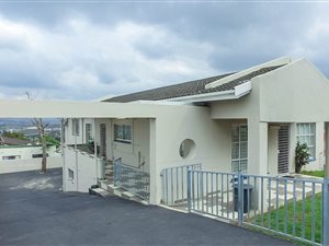 3 Bed House in Kenville