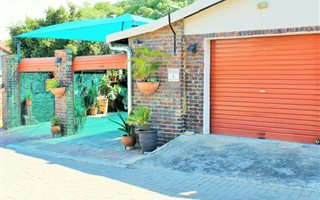 3 Bedroom Townhouse in Protea Park