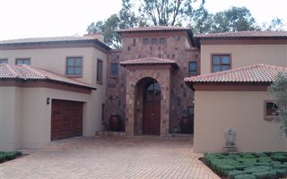 4 Bedroom House in Boardwalk