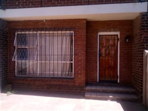 3 Bed Duplex in Rosettenville