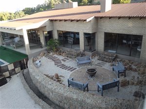 2.2 ha Farm in Waterkloof