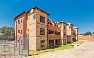 2 Bedroom Apartment in Randpark Ridge