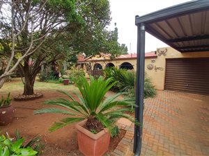 5 Bed House in Valhalla