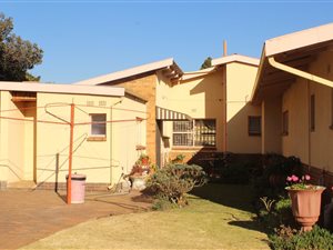 4 Bed House in Kenleaf
